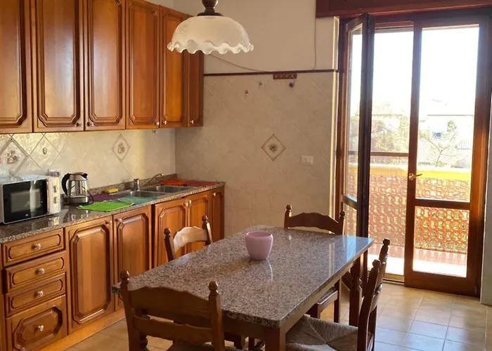 Rao\'S Airport Apartment